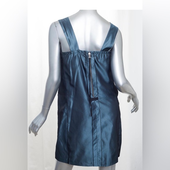 MARC JACOBS Womens Blue Silk
Sleeveless Dress
dress Size 6 NWOT - Picture 2 of 3